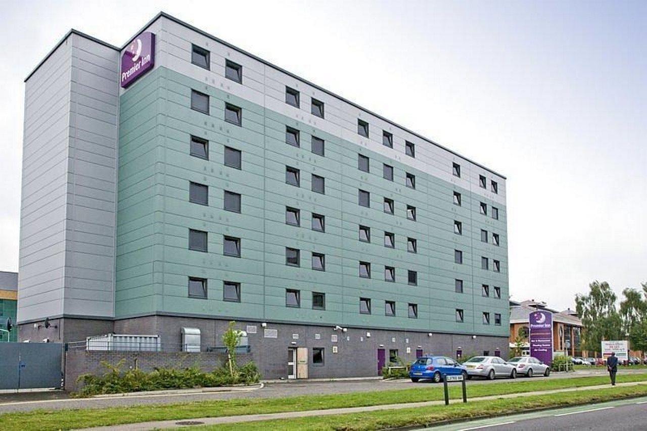 Premier Inn London Elstree / Borehamwood Exteriör bild