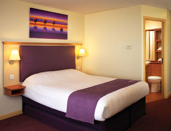Premier Inn London Elstree / Borehamwood Exteriör bild
